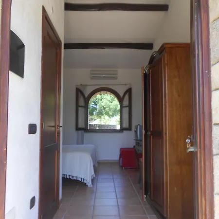 L' Incantu Bed & Breakfast 3*